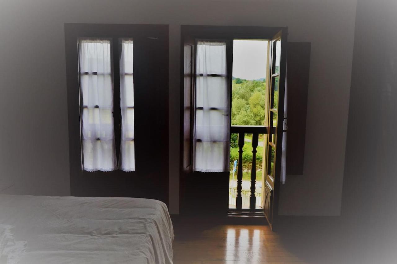 La Casina Del Carril Villa Colunga Bagian luar foto